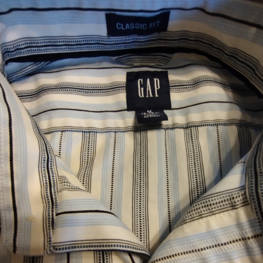 💚 GUC GAP Striped Classic Fit Shirt Blue White Classic Fit 15-15.5 Preppy